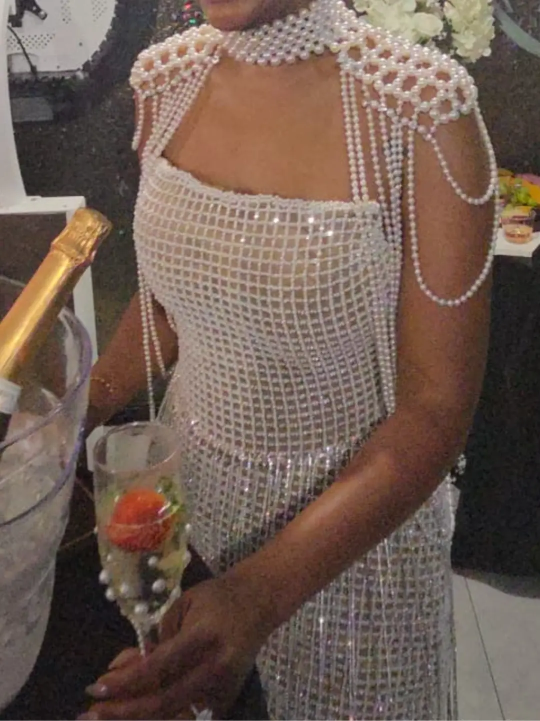 SHEIN White Shoulder pearl chain, photo 1 of 2
