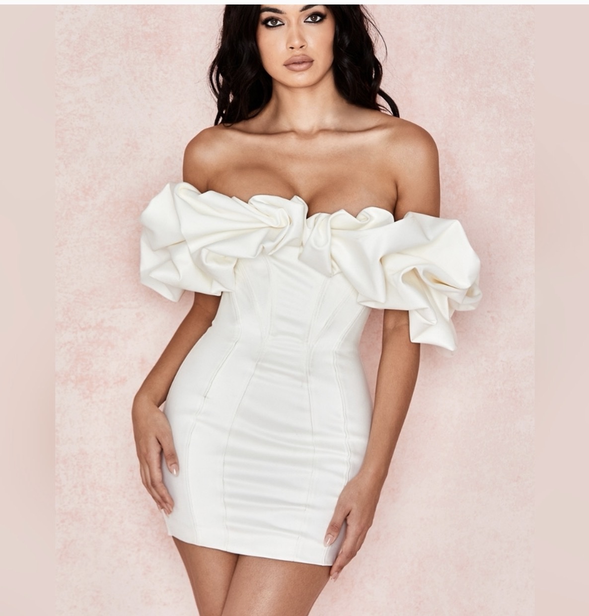 House of CB Selena dress by House of CB - Pickle