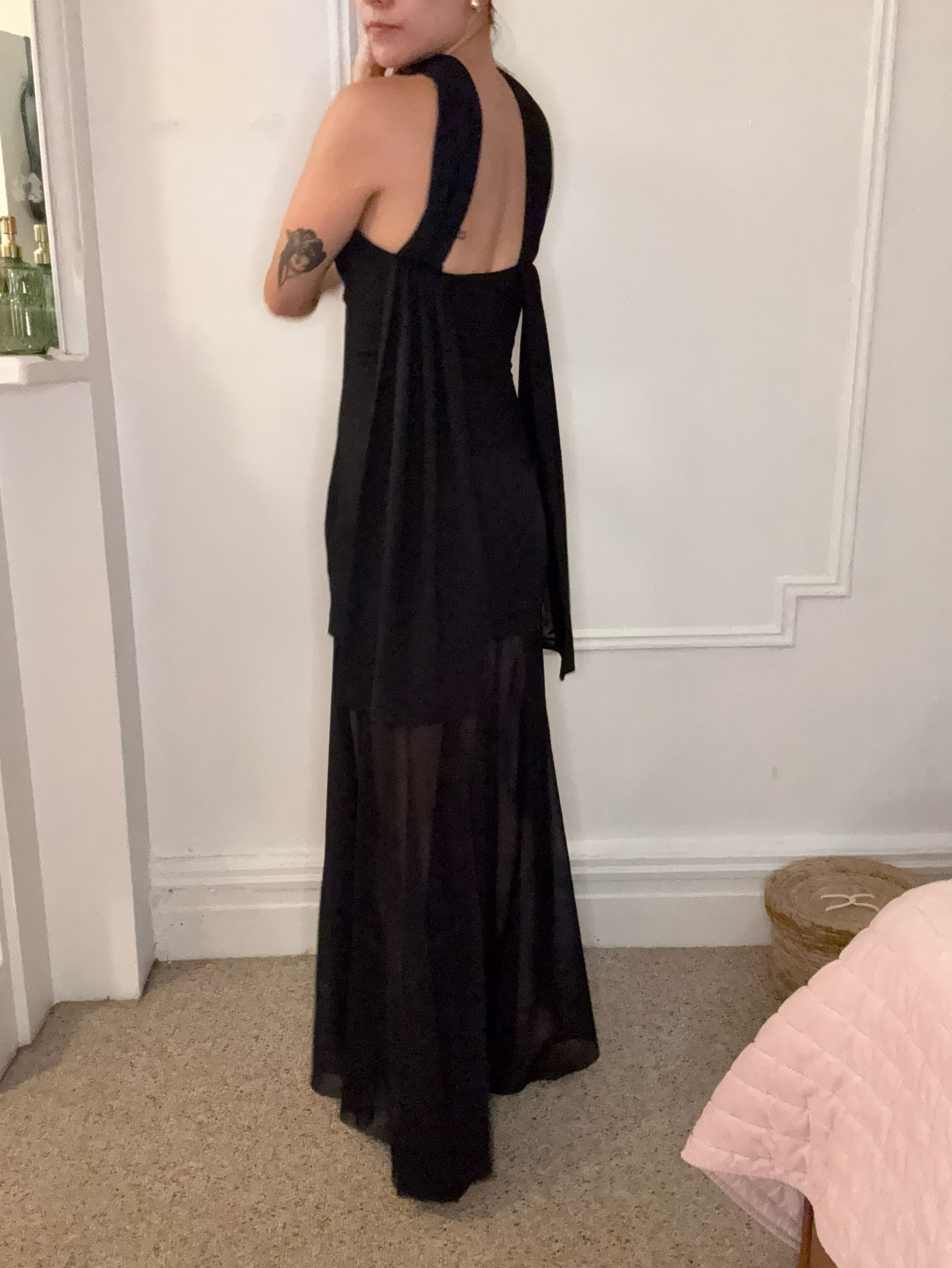 velvet pink dress Long Sleeve Maxi influencer ready bestselling dress features Measure:S/M resale prom dresses dress