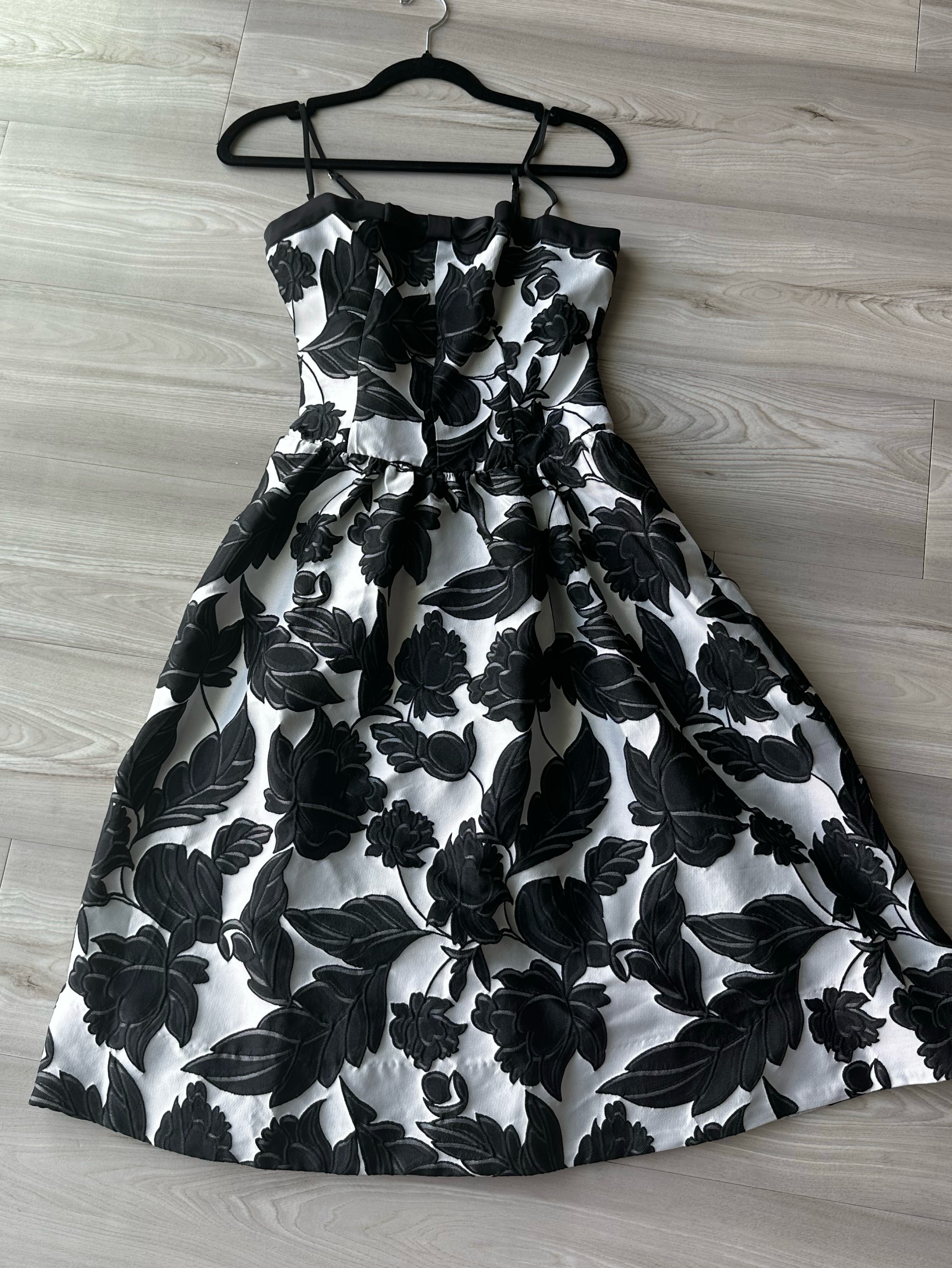 anthropologie black dress with white flower Anthropologie Floral Black and White Women's Dress Size Small