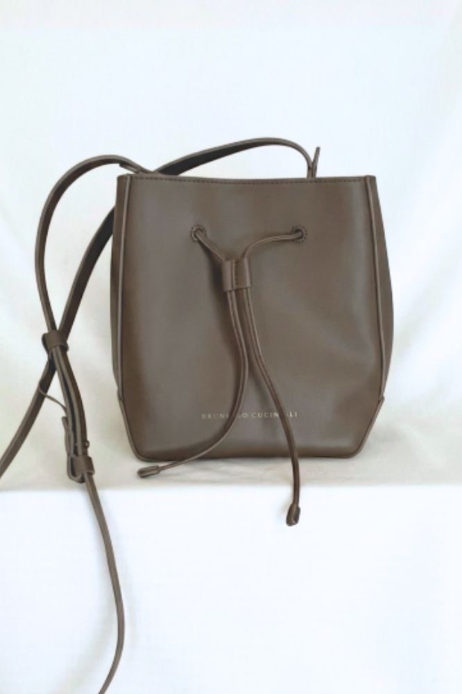 Brunello Cucinelli Leather Bucket Bag in Taupe