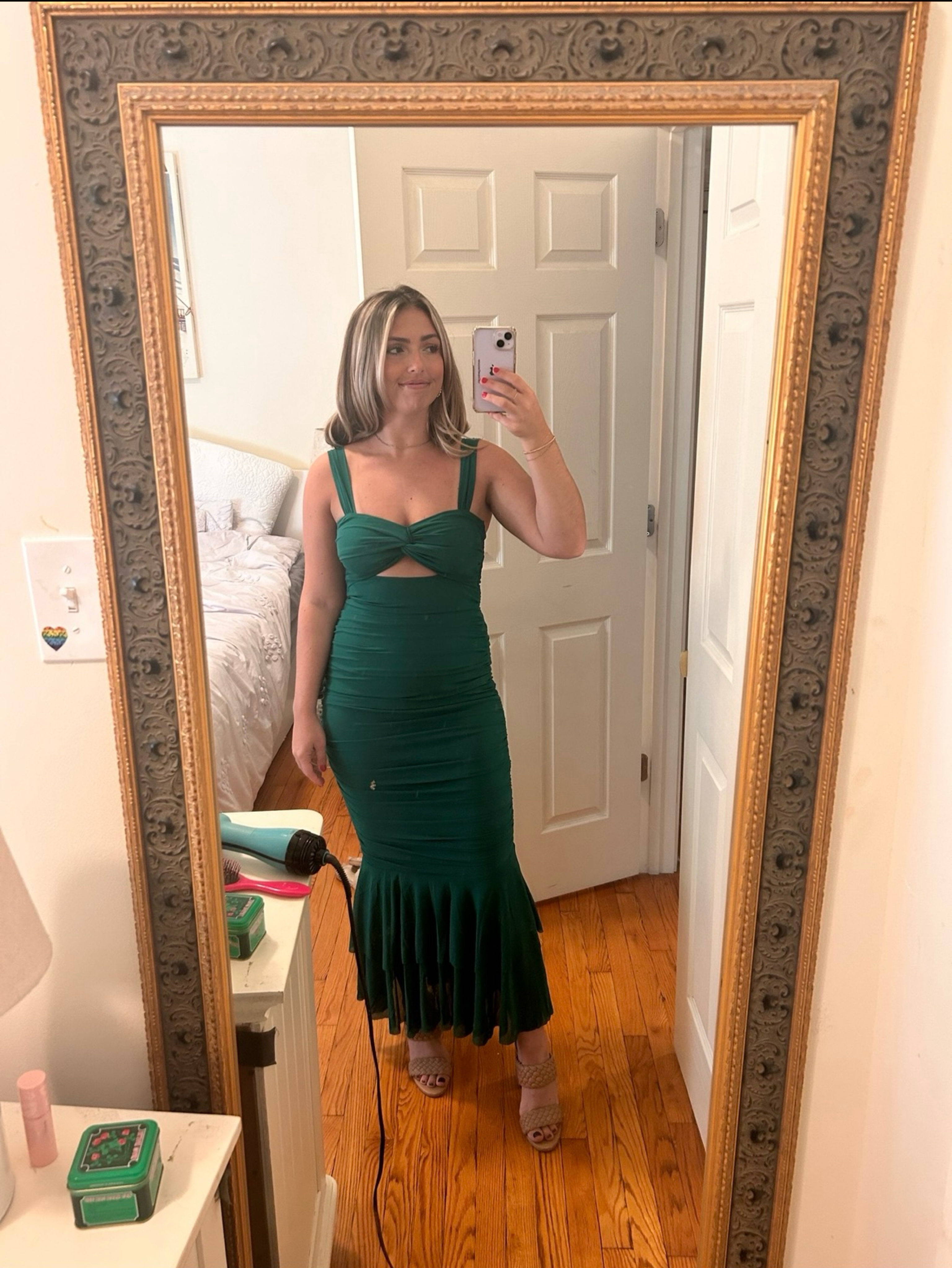 hello molly green dress My Solo Debut Maxi Forest Hello Molly Emerald Green Ruched