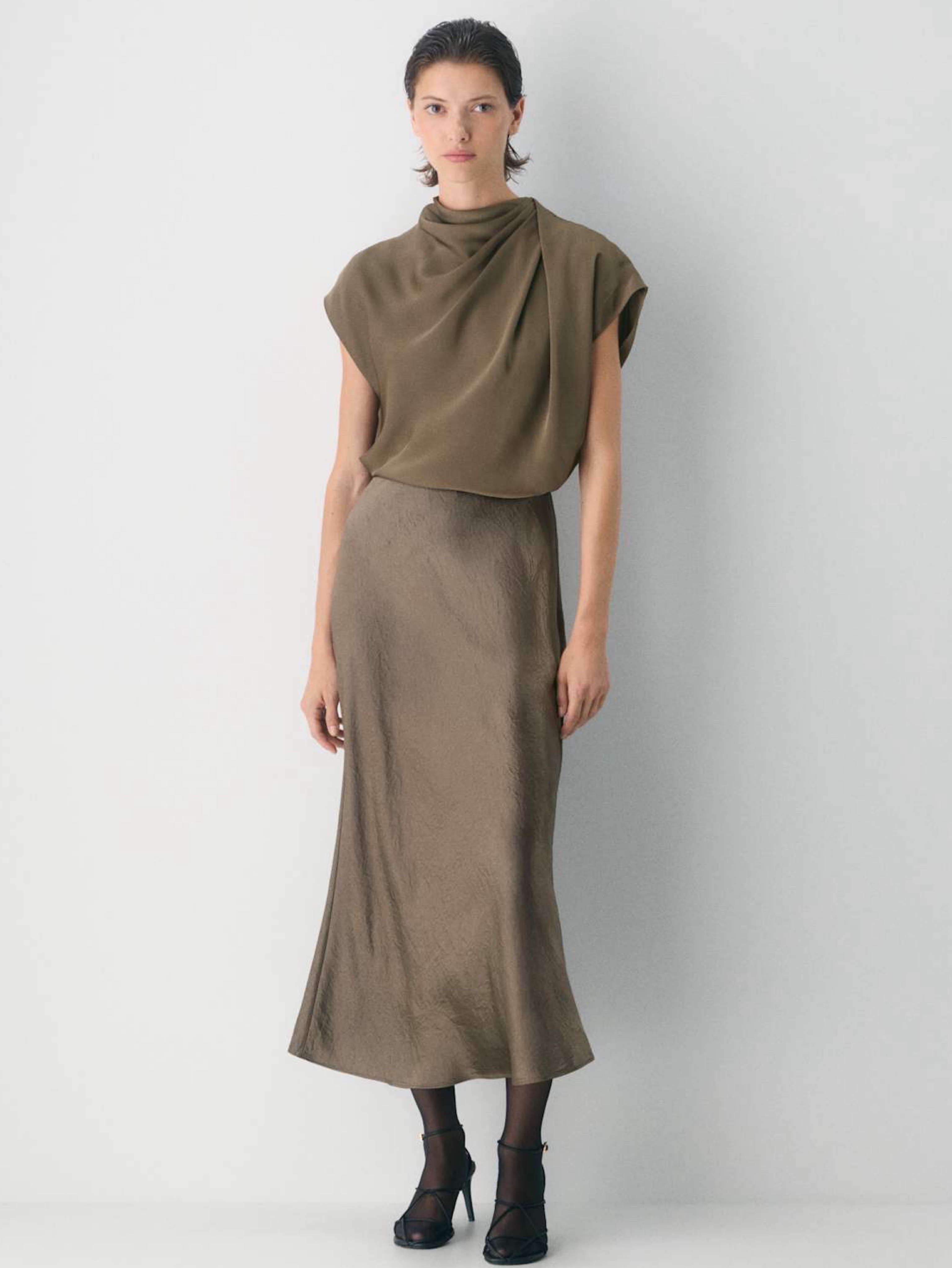 Aritzia Babaton Satin Slip Skirt