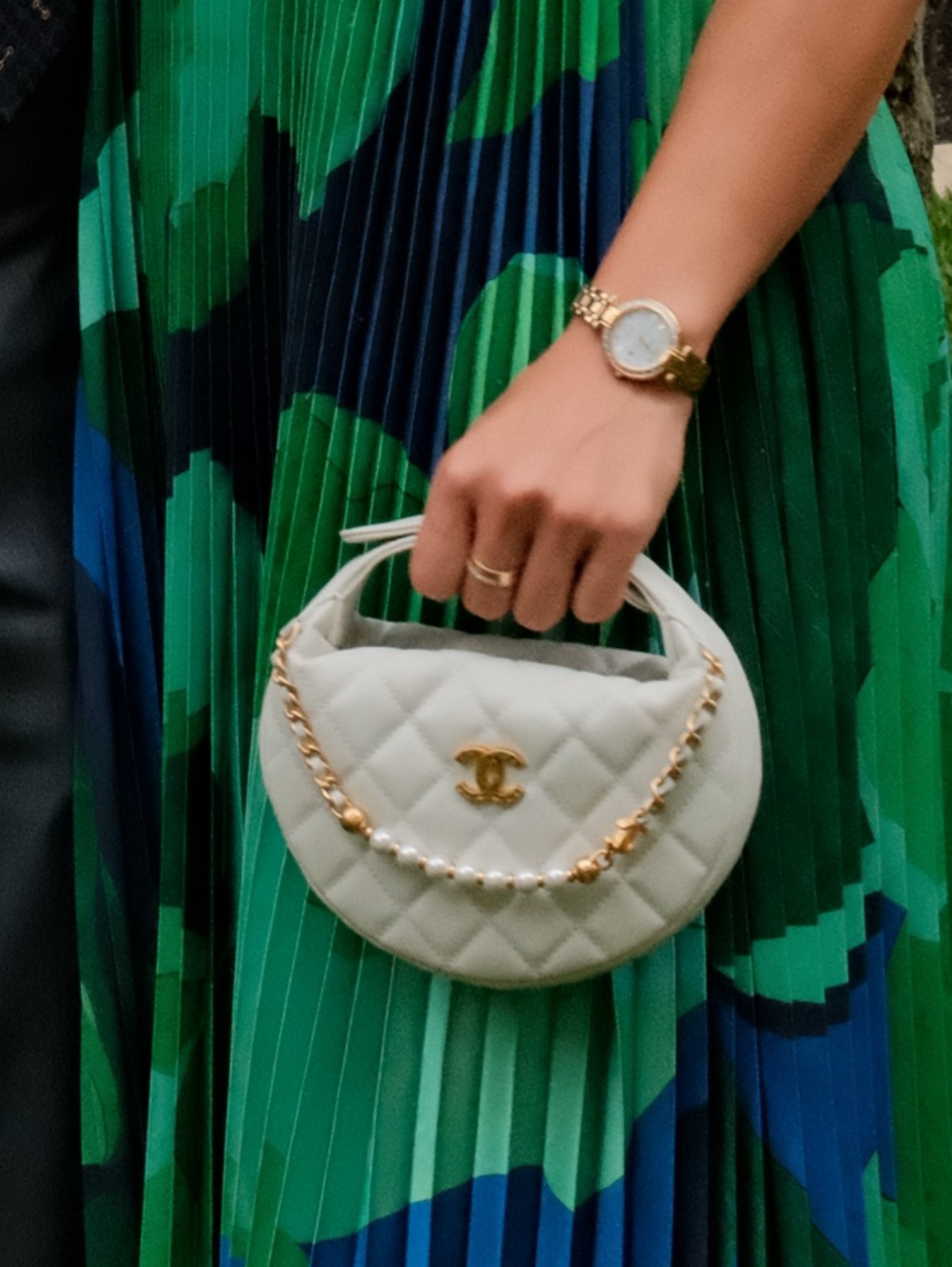 Chanel White Quilted Round Top Handle Bag with Pearl Chain