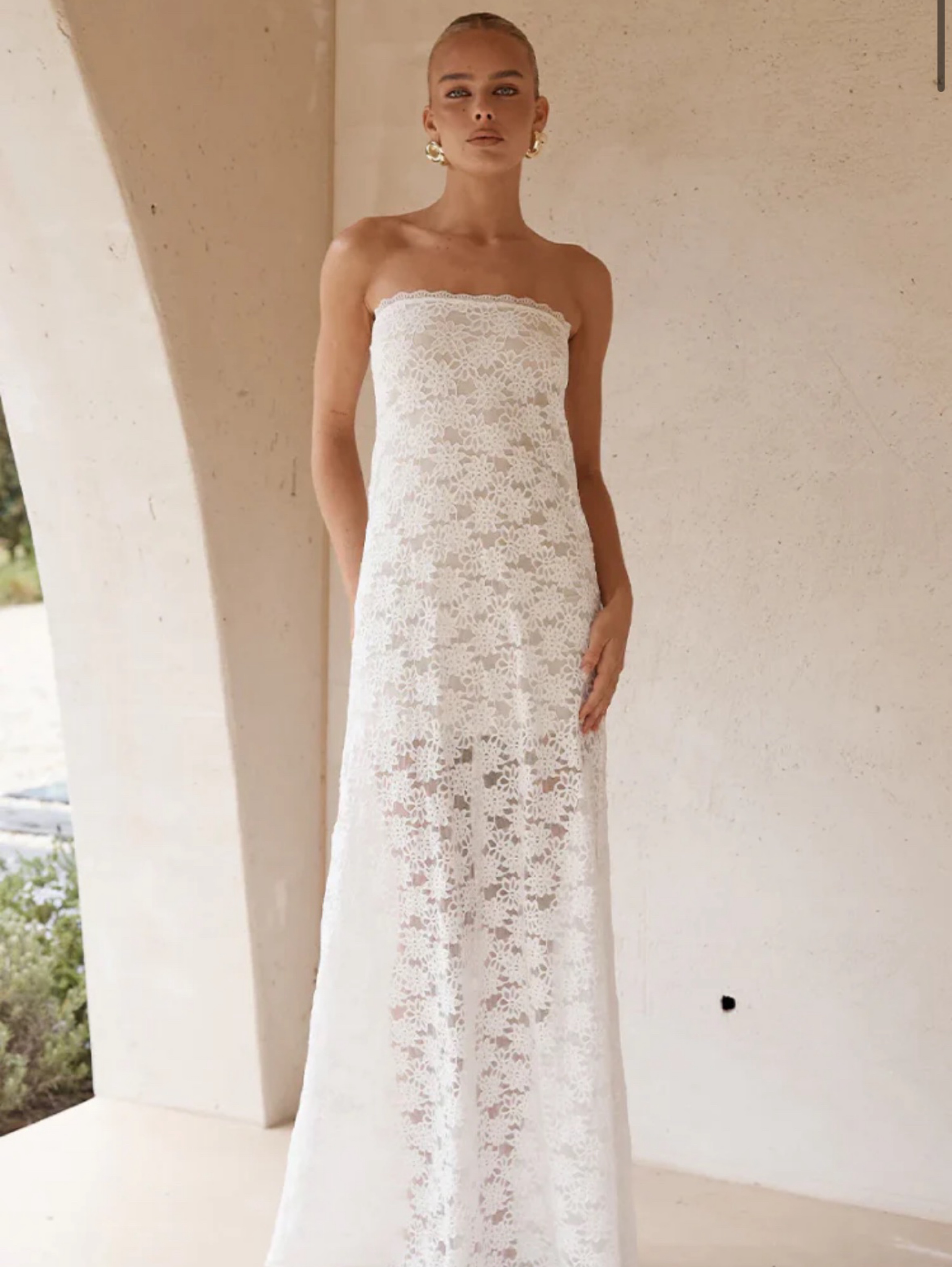 rip the runway dress rental Link in bio to save this dress *now* for your upcoming wedding