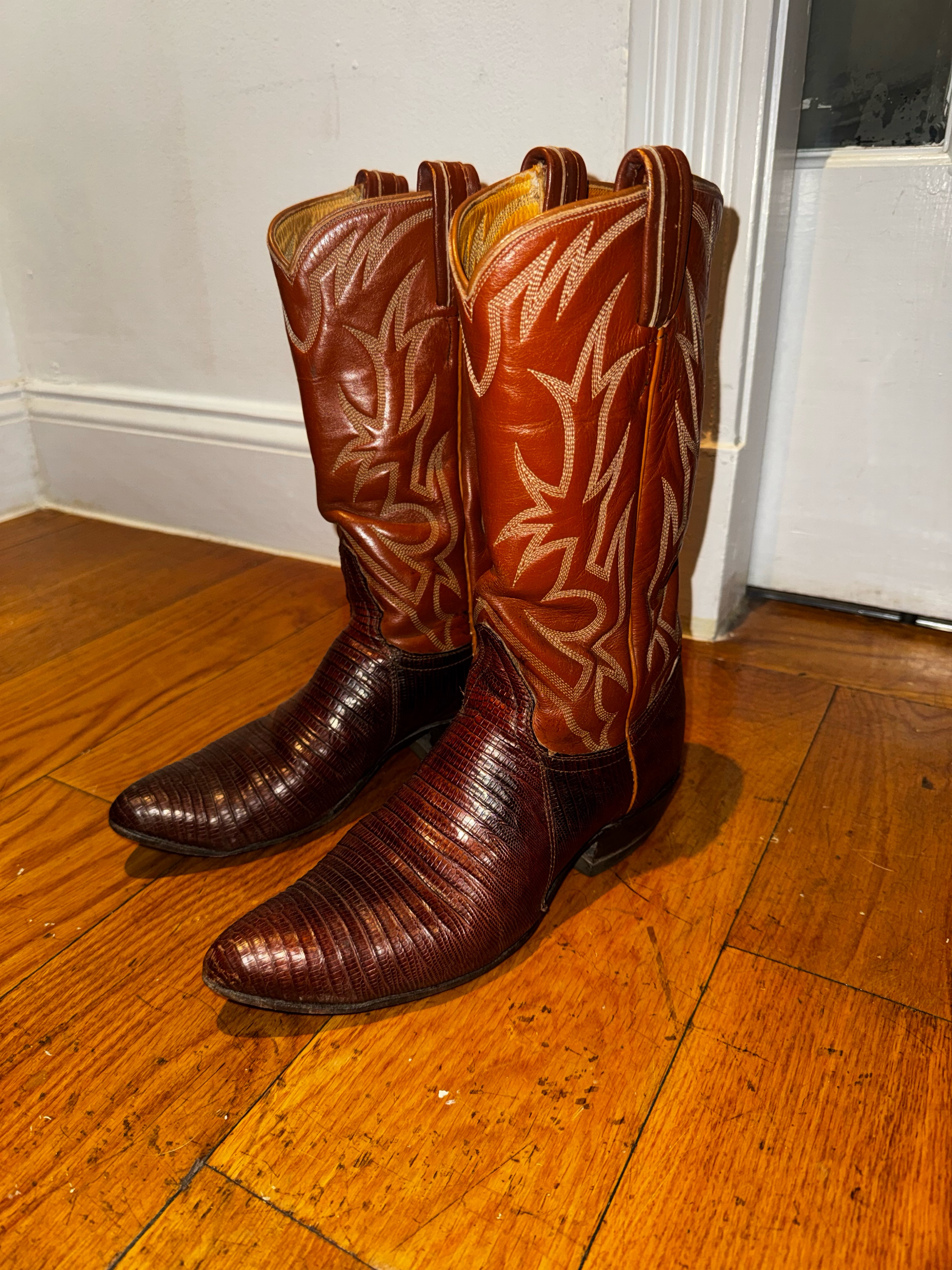 Rare Vintage Tony Lama Black Label Exotic Lizard Skin and Leather Cowboy Boots