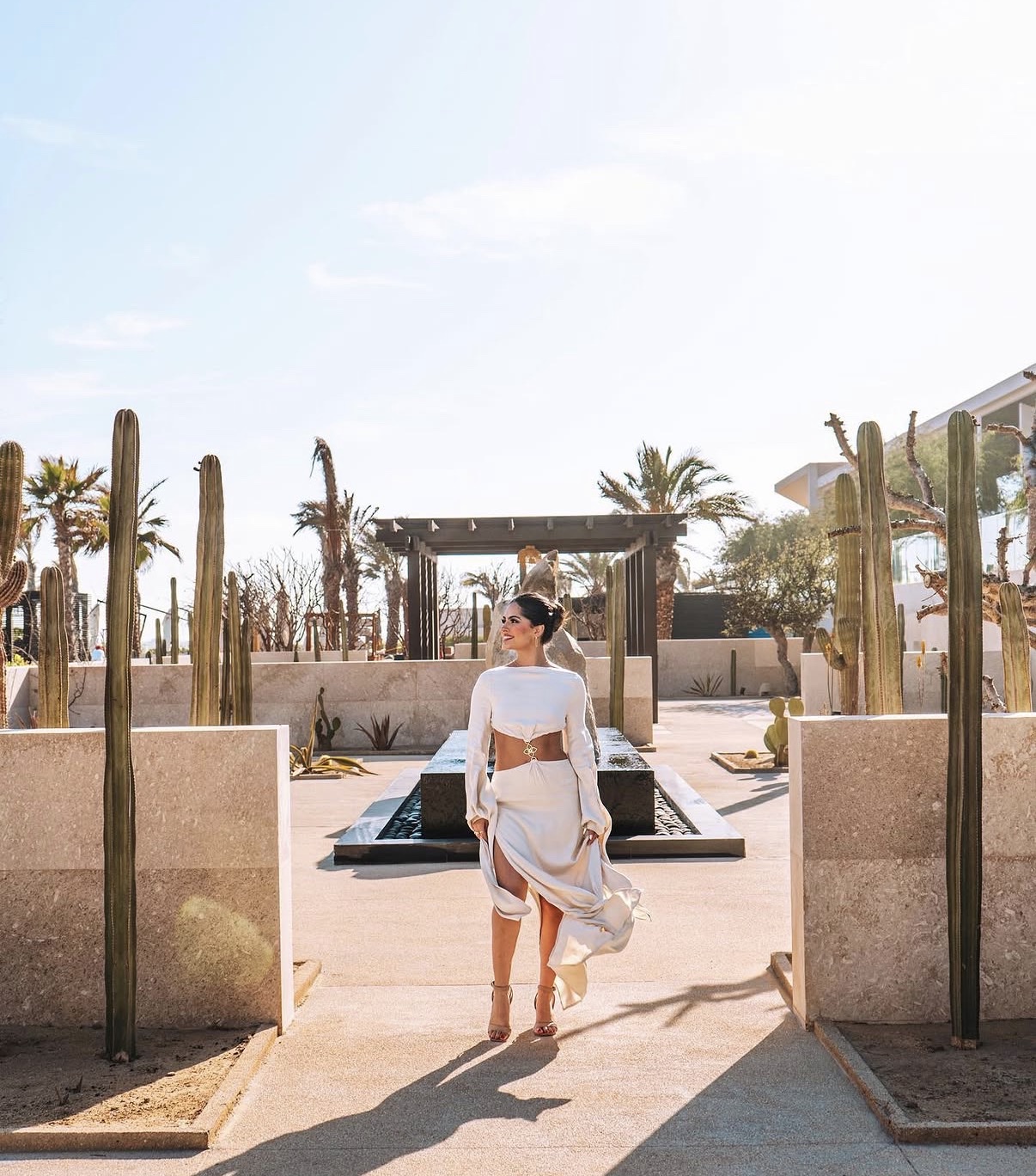 MESHKI Leyla flare Dress Ivory