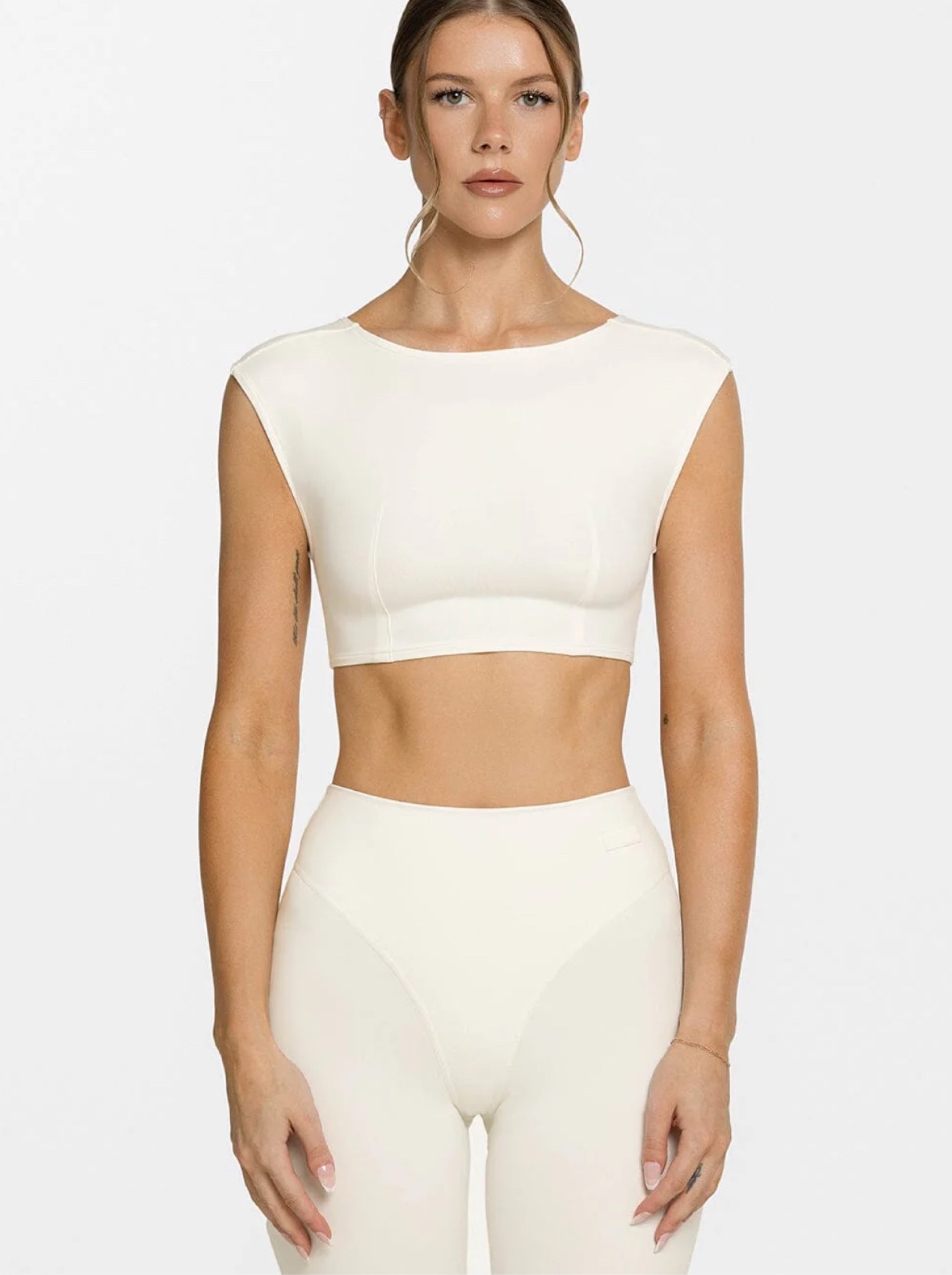 Nama Clo White athleisure set
