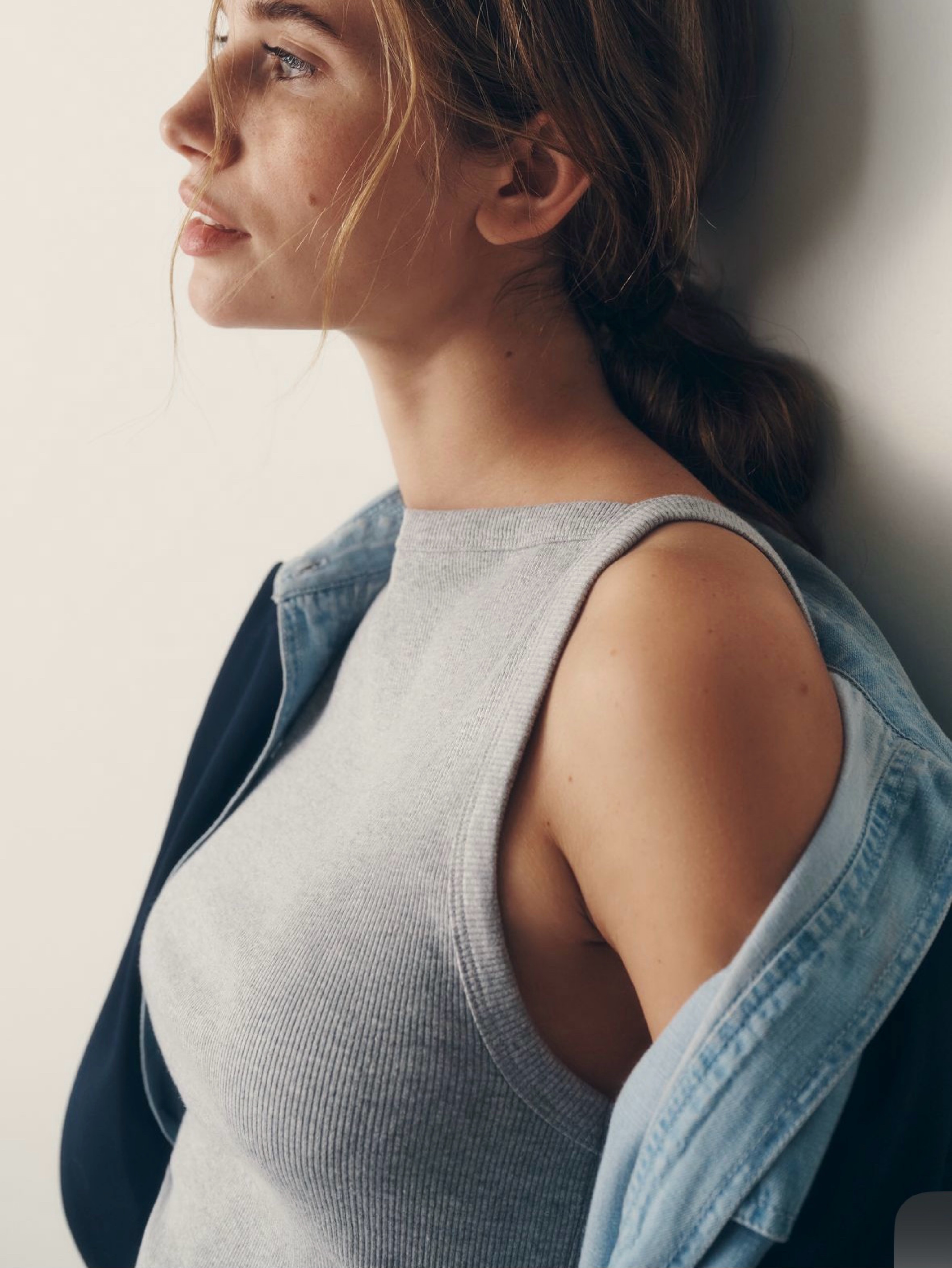 Gray Ribbed Sleeveless Tank Top by Anthropologie - Pickle