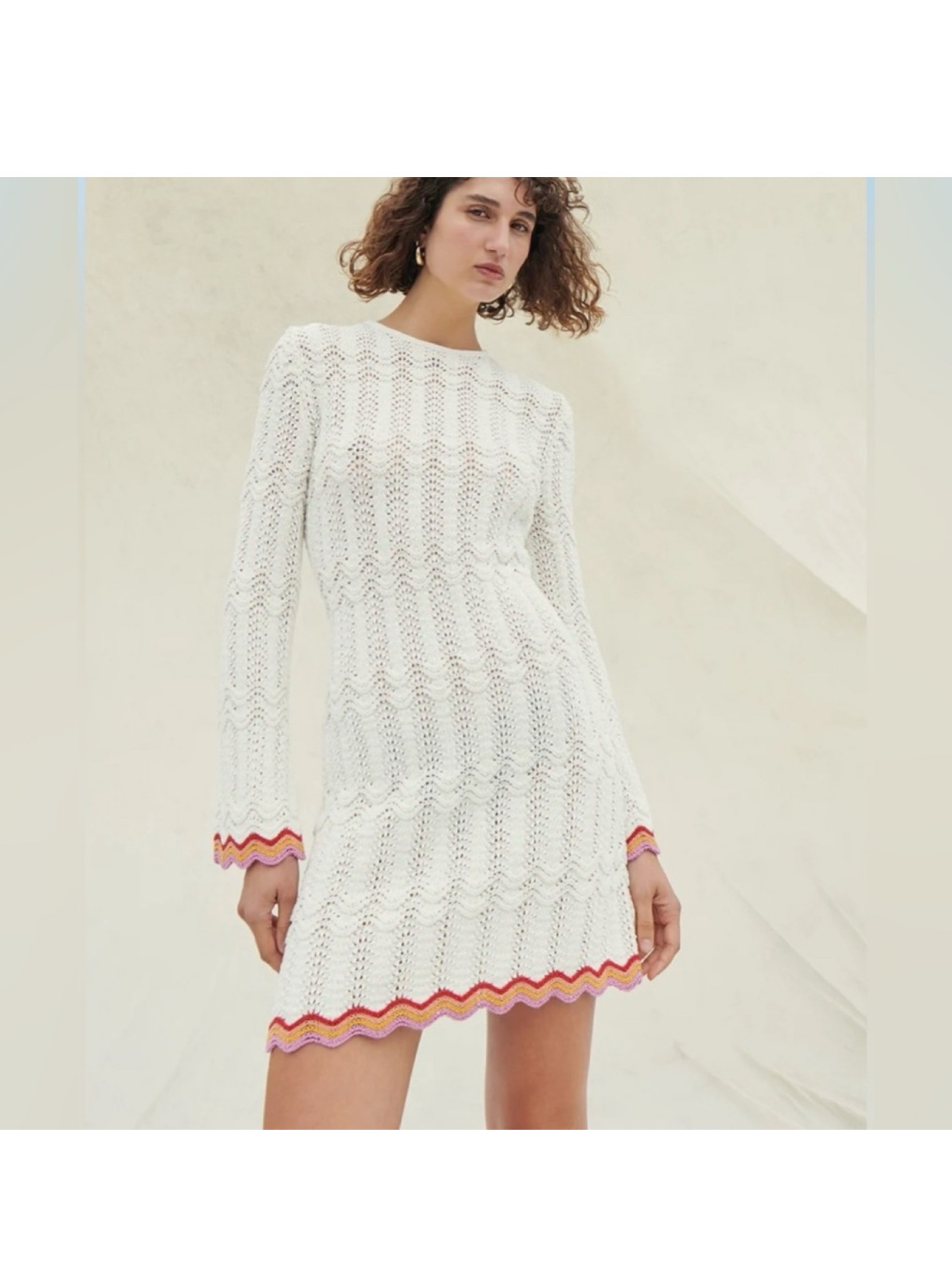 backless low cut dress Reef – ATFIRSTSIGHT STUDIO Color:Blue Sapphire Hang Or Line Dry WHITE SUMMER DRESS PS23648E 16 / Pink
