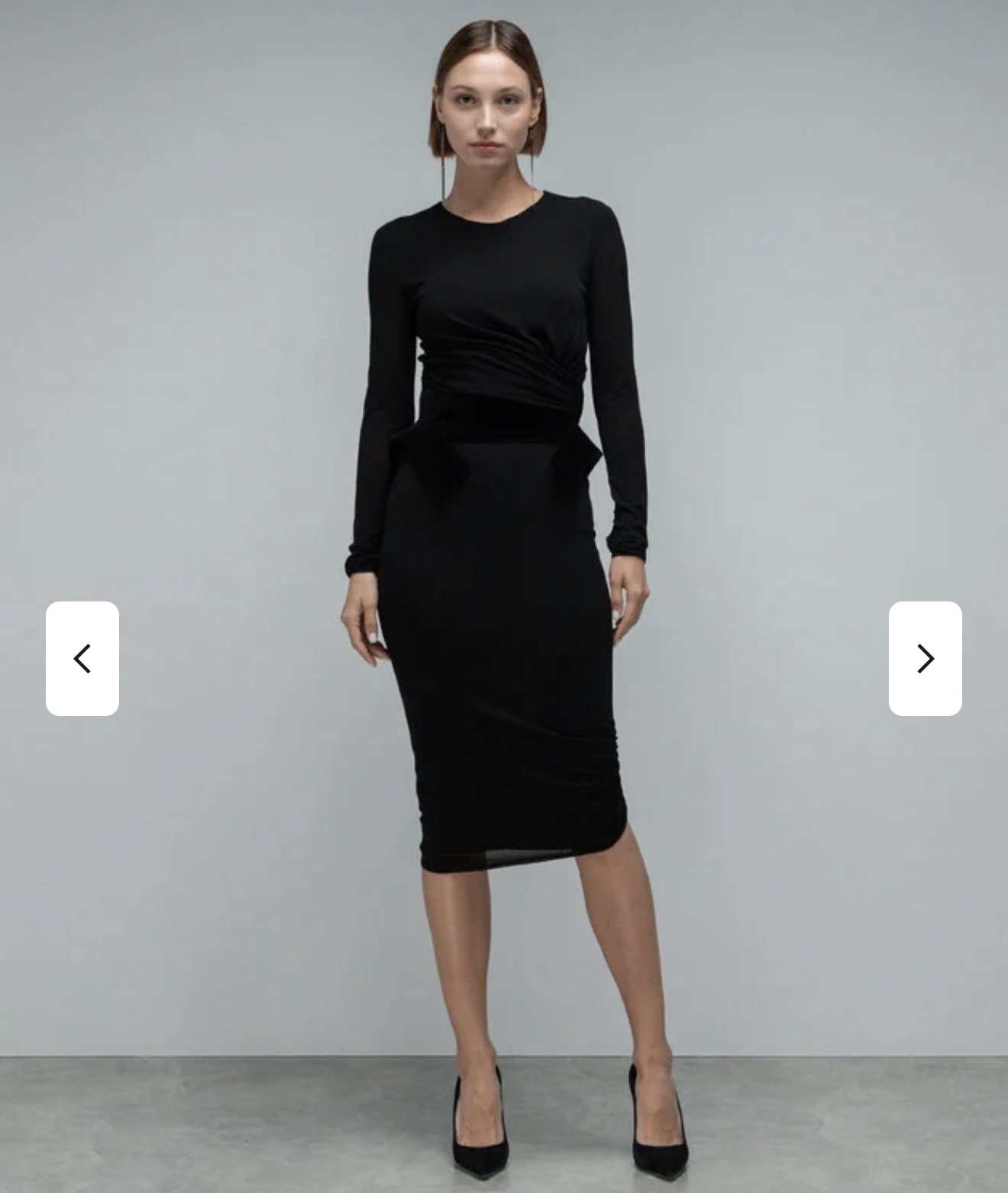 トムフォード　ワンピース TOM FORD black midi dress with velvet basque by Tom Ford - Pickle