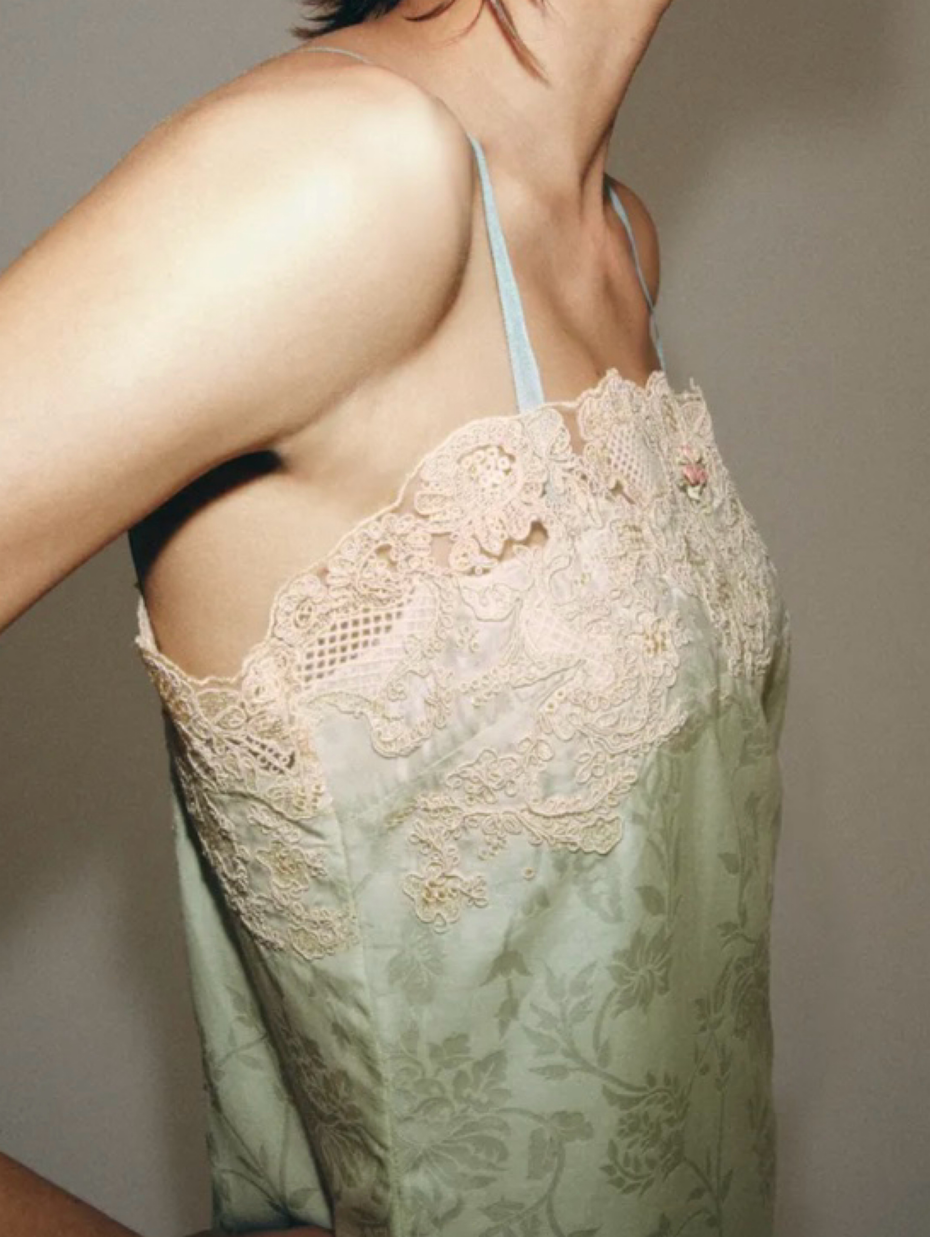 zara lace dress green LF: Zara Lace Midi Dress in size Small or Medium, Women's Fashion, Dresses  & Sets, Dresses on Carousell