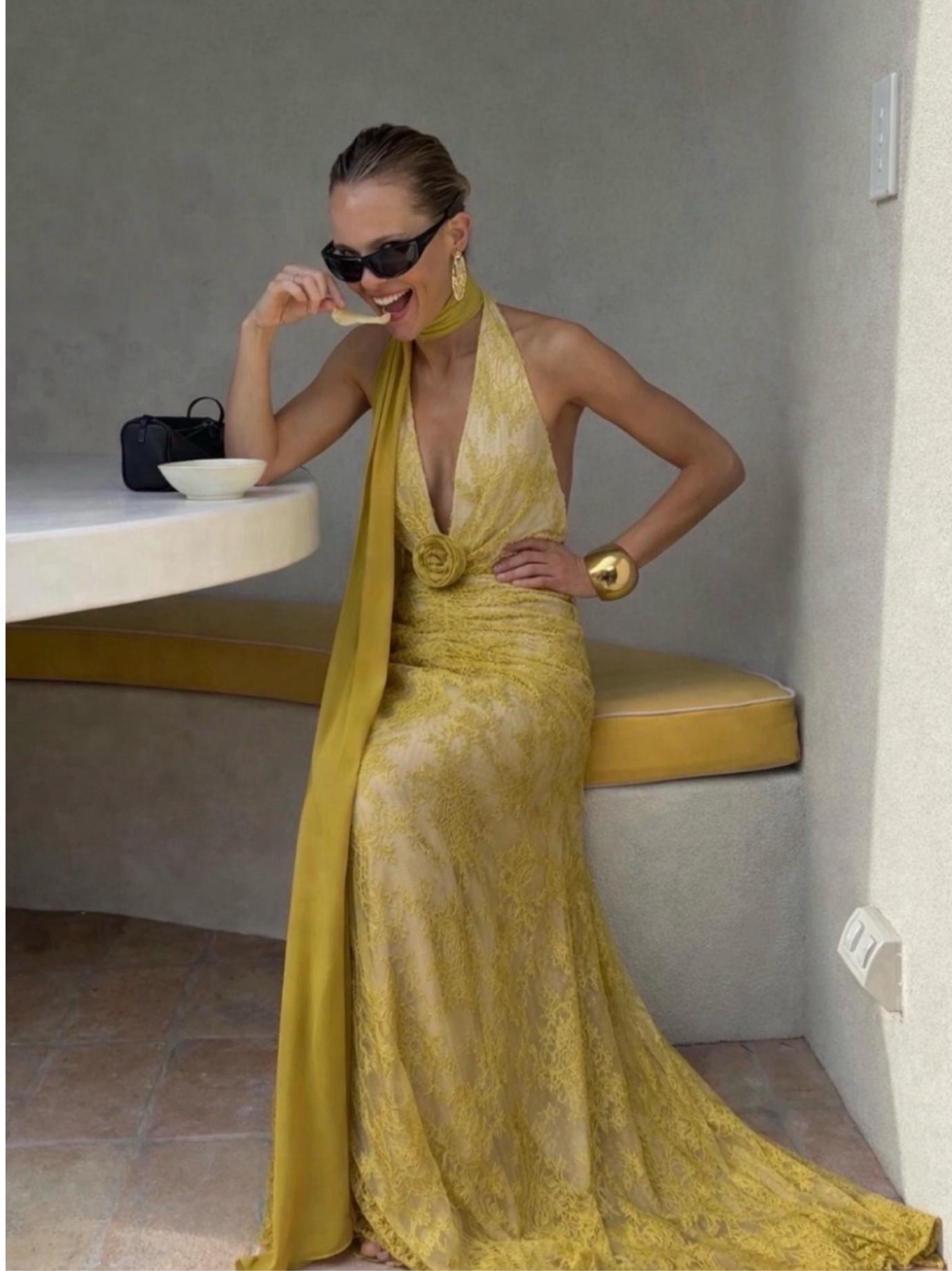 De La Vali Amora Maxi Dress in Yellow